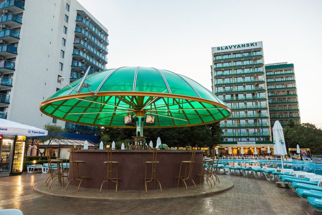 Poolbar at Hotel Slavyanski